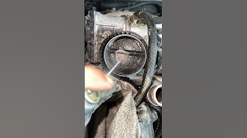How to clean rusted throttle body #shortvideo