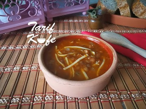 Erişteli Yeşil Mercimek Çorbası