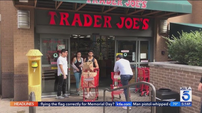 Why are Trader Joe's parking lots so small? Company responds to criticism -  ABC7 Los Angeles