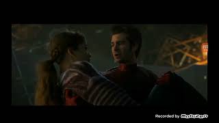 Spiderman Saves Mj From Falling Scene