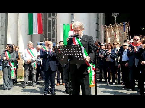 Genova, 25 Aprile fischi al sindaco Bucci, l'Anpi critica i contestatori