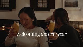 vlog⋆౨ৎ˚girls in new york city, spending new years away from home, must-try spots