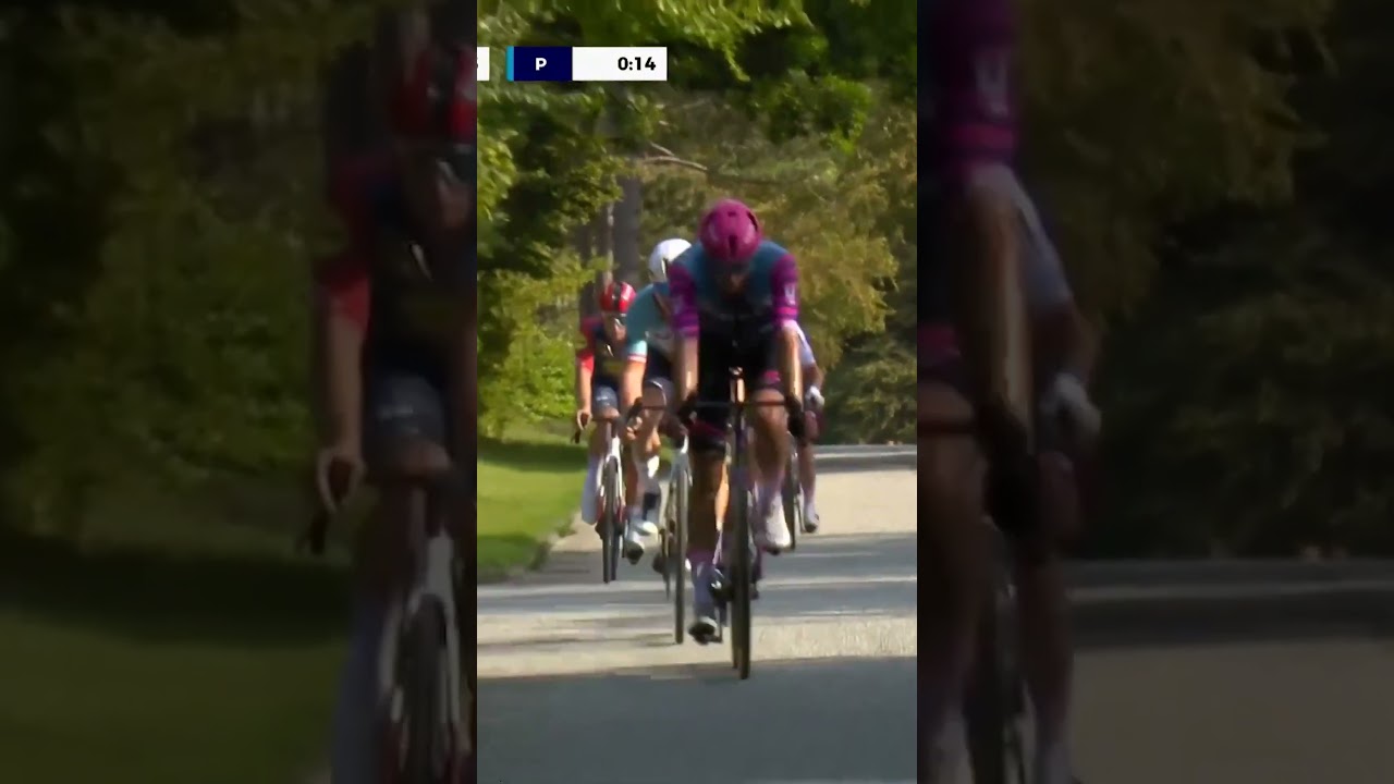 Wout closing gaps like it's nothing 😮‍💨