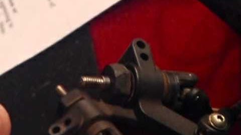 Remove and Replace 12mm Hex Hub on Traxxas Vehicles