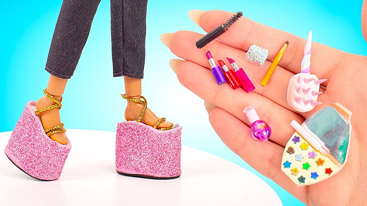 Transformación asombrosa de una muñeca || Manualidades bonitas para muñecas