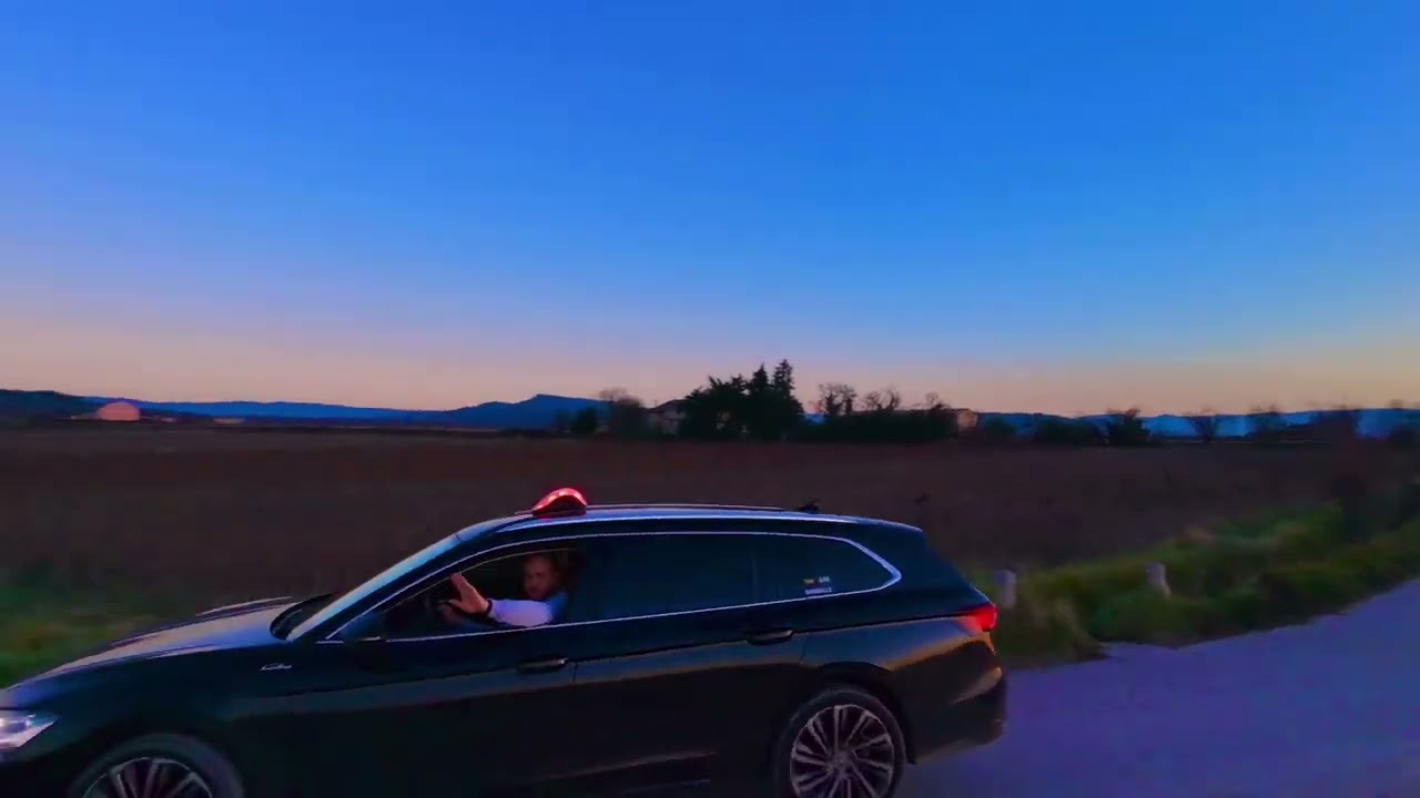 Vidéo de présentation du véhicule premium Taxi Gui à Marseille