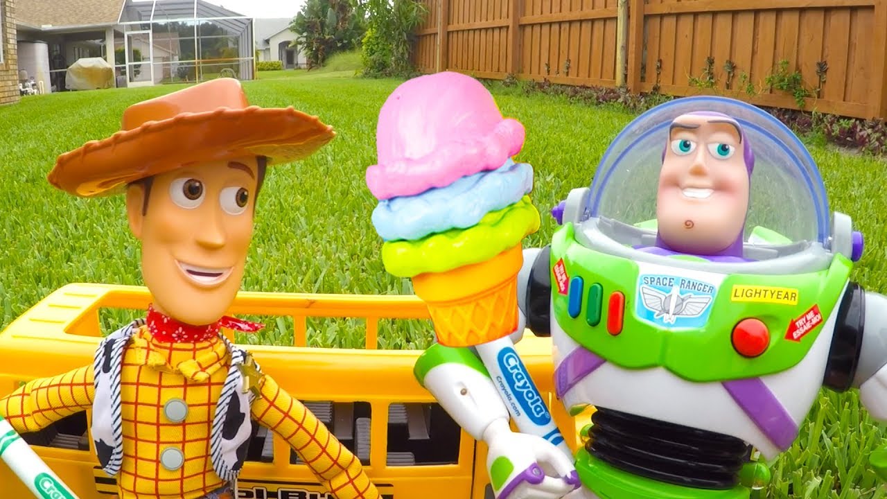 family friendly resorts Ice Cream Truck Toy at Swimming Pool - Pretend Play and Learning Colors for Kids