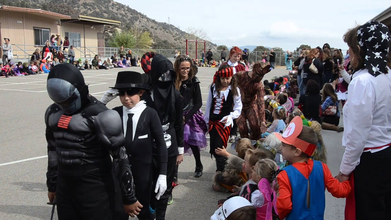 ASC 4415 2014 Halloween Parade at the Frazier Park Elementary School