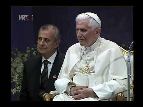 Ansambl Lado pjeva Papi Benediktu XVI.mp4