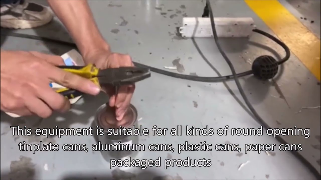 Semi auto vacuum nitrogen sealing machine for metal can,vacuum round tin seamer with Nitrogen flush