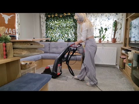 UPHOLSTERY AND CARPET CLEANING | HETTY & BISSELLE