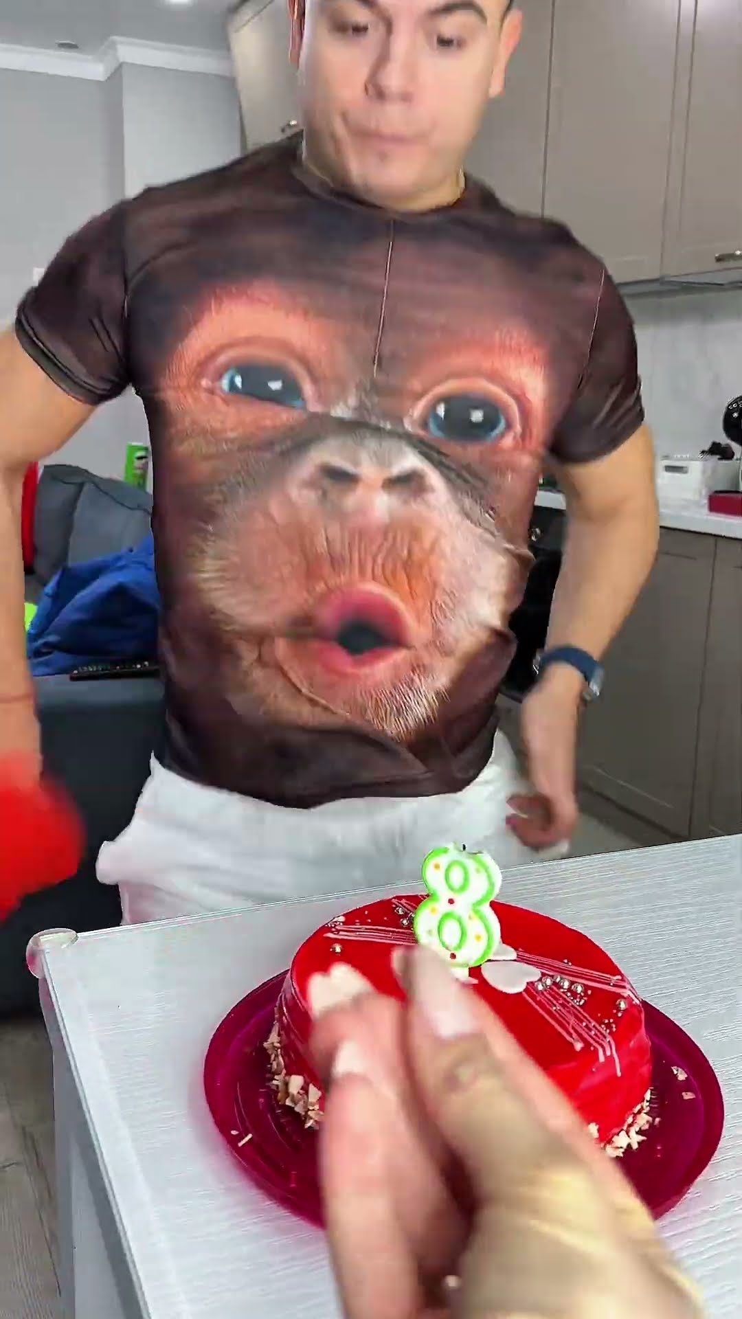 Blowing Gorilla by Secret Vlog