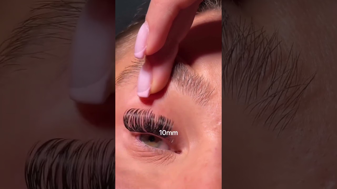 Free lashes and glue😍Who want to try? Send me message to get it  #lashes #lashesfactory #clusterlash