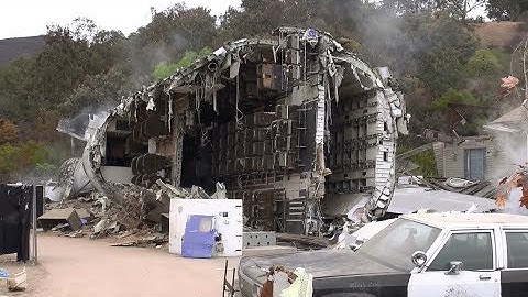 Impressive Plane Crash Set at Universal Studios Hollywood