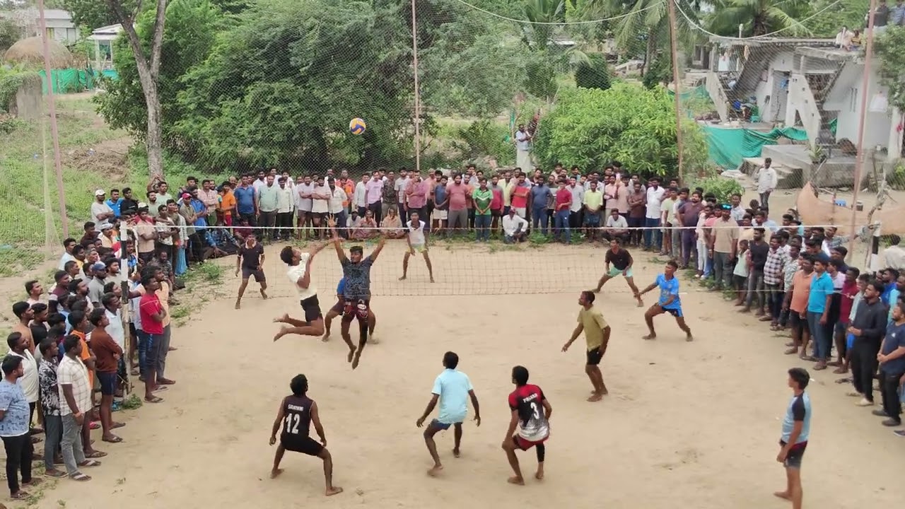 Araku Daniel Vs Prakasam Kalyan 1,00,000 volleyball bet match intence gameplay