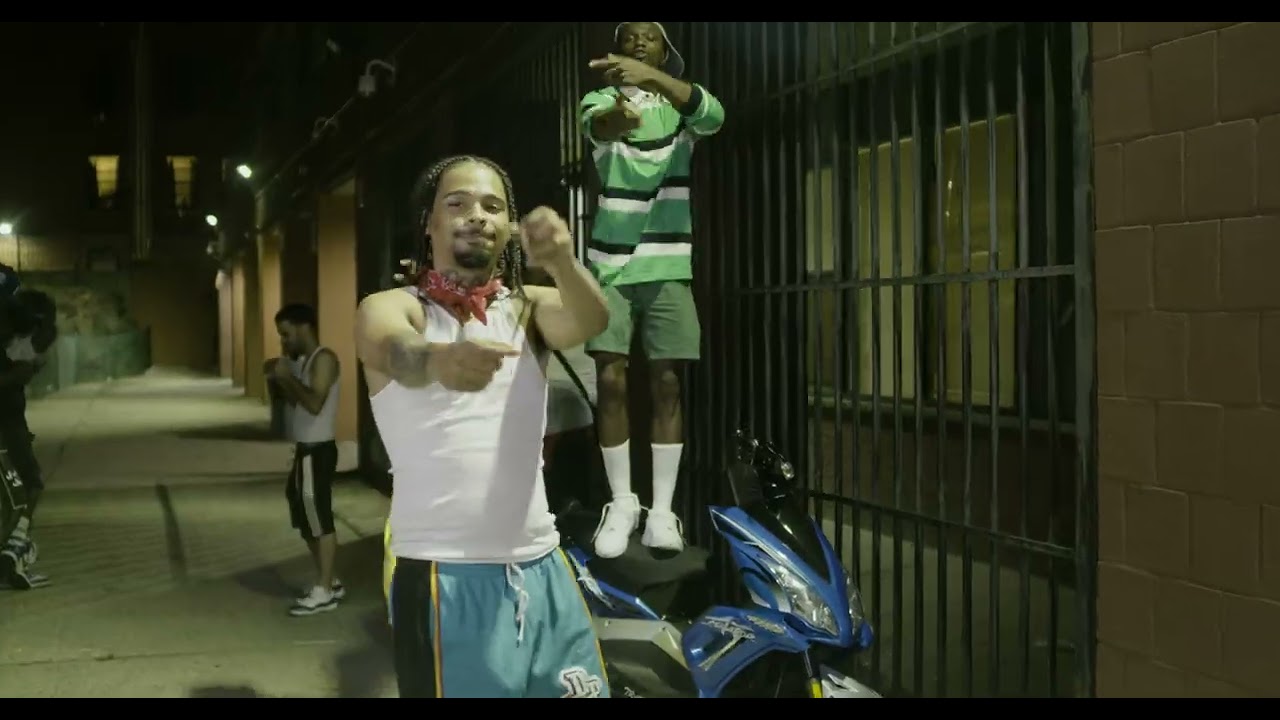 Klyde Da General -  No Cuddle (Official Video)