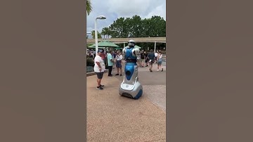 iCan the robot is back at Epcot.  #shorts