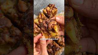 Apple + Cinnamon Cake | SO VEGAN #veganreceipes #veganfood #christmasrecipes #shorts #veganrecipes
