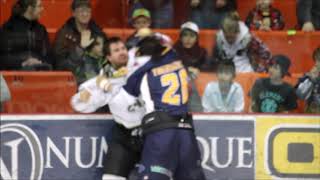 LNAH  Avec Le querrier JOEL  THE  ANIMAL'' THÉRIAULT