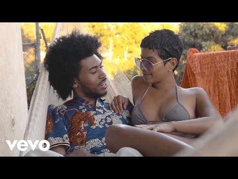 Jimi Tents - RickClothesbin (Official Video)