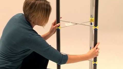 Clip Display Ltd How to set up the Zeus Plinth Exhibition equipment from Clip Display Ltd