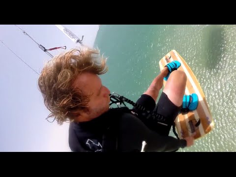 Cours de kitesurf / tail grab / One Launch Kiteboarding