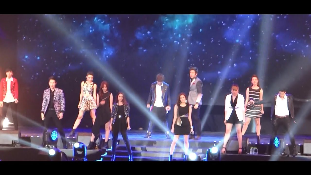 โชว์รุ่น AF10 & AF11: AF Reunion - ความเชื่อ + วัดใจ + นักล่าฝัน (รวม)