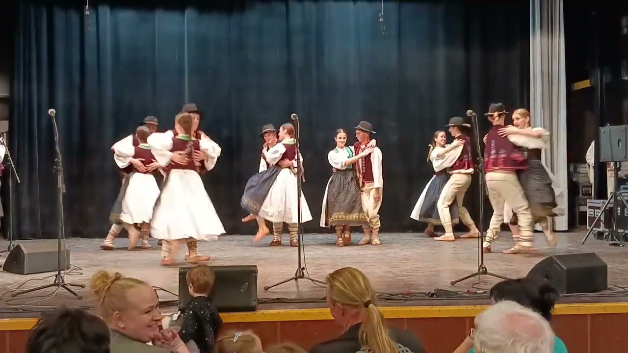 FS Klobučan - nejmladší složka za doprovodu CM Kaňúr