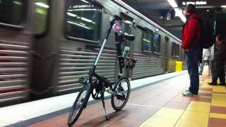 FoldingBikeLA.com hopping on the Metro Red Line at Hollywood and Vine