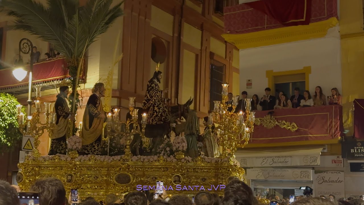 4K El Amor en plaza del Salvador. Semana Santa Sevilla 2025