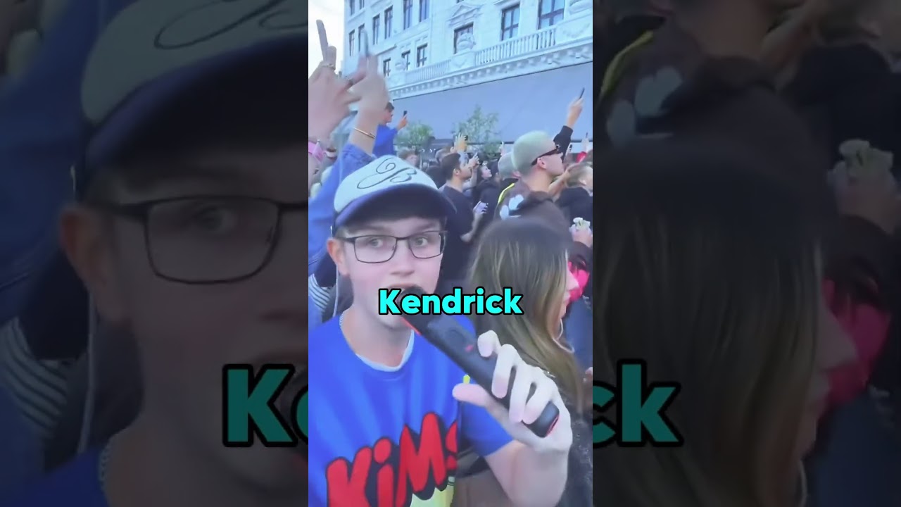 Kendrick Lamar Fan Mock Drake in Public🔥