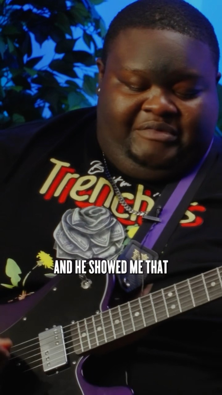KINGFISH shows off an inspiring lick! ft: ‪@callmekingfish