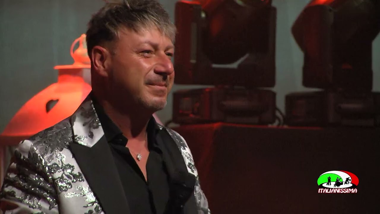 C'ERA UNA VOLTA IL WEST canta dal vivo MARCO ZETA #italianissimatv #classicalsong