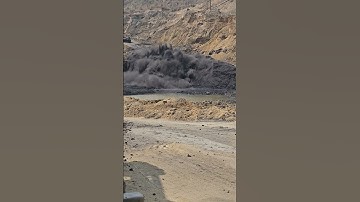 Khabardaar 🫡🤐 blasting  ha 🤯 #blasting #coalmining #coal #mining #miningindustry