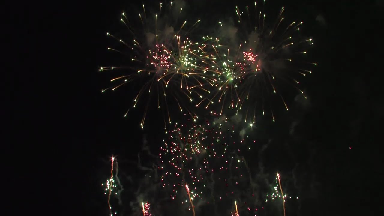 artificioso significato Feu Artifice - Dunkerque (Duinkerke) 2014 - Régie Fête - Fireworks