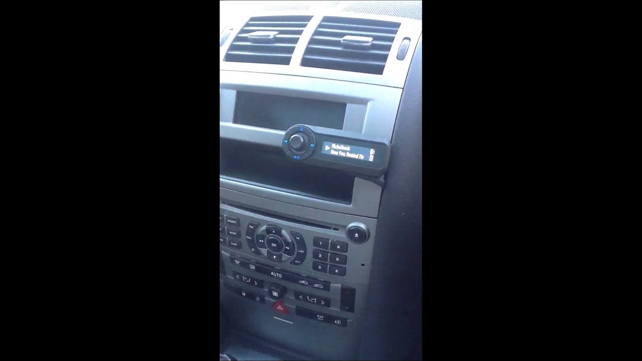 Motorola TK30 full iPod bluetooth kit Peugeot 407 - YouTube