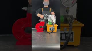 Portable hydraulic punching machine VS split hydraulic punching machine, each has its own advantages