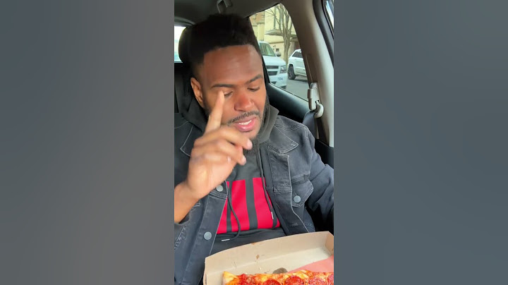 I Ate The LARGEST‼️ Slice Of Pizza 🍕 In New York City (13 Inches 🤯🔥) #shorts #foodreview #pizza