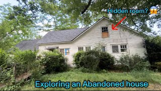 Abandoned House Exploration ( Found a HIDDEN ROOM 😱 )