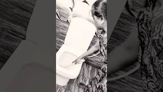 House Wife Ah Oru Naal Irunthu Paarunga