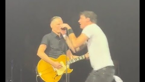 WATCH: Fan leaps on stage at Bryan Adams concert to steal mic during 