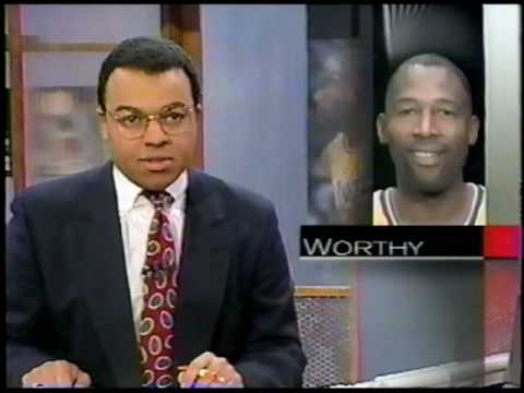 James Worthy (31pts/6rebs/8asts/2stls) vs. Kings (1994) 