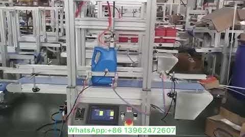 Air leak testing equipment for blow molding machine empty bottles