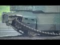 10式戦車の履帯が外れた時、隣のおじさんが解説してくれました。富士総合火力演習 平成27年 動画