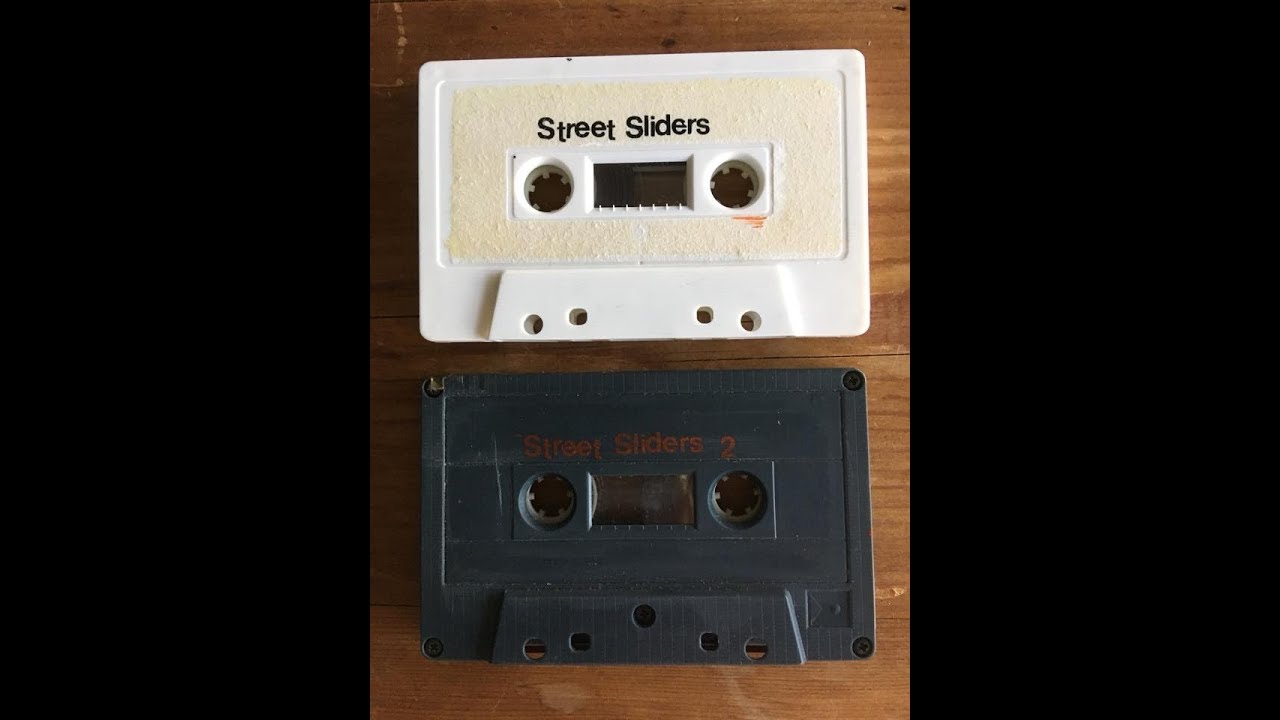 初期の The Street Sliders GIG! - YouTube