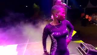 Brother Rooney and flower girl performance at bugembe stadium Jinja busoga full HD video+0742036875