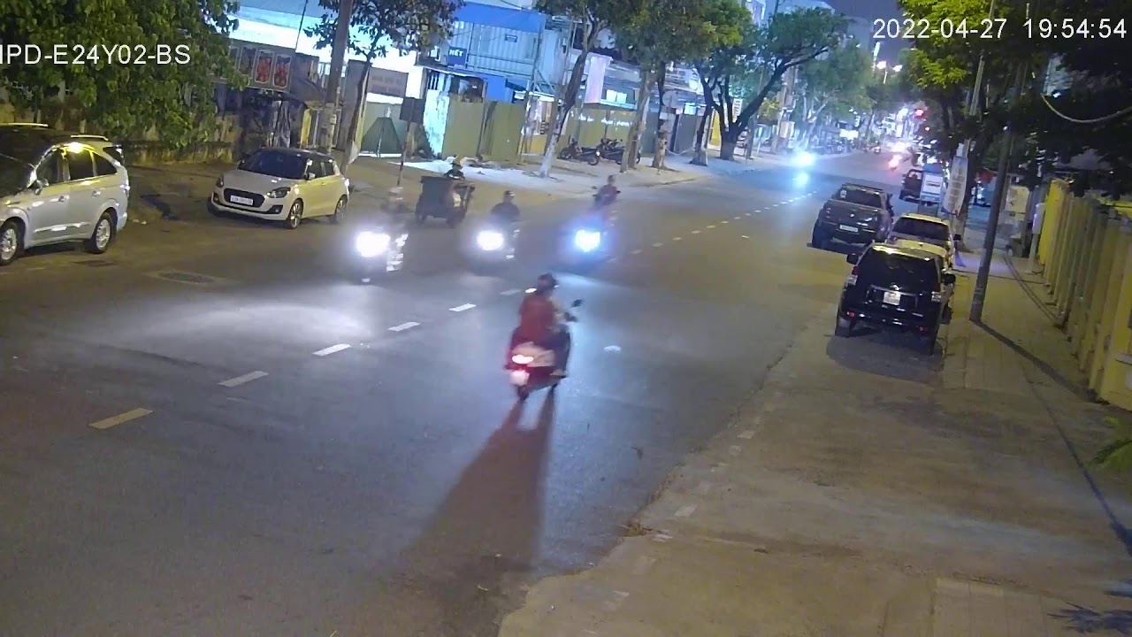 DAL VIVO @ Vietnam – Strada nella città di Nang