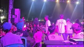 sayup sayup ku mendengar | BERPISAH DI UJUNG JALAN ADE ASTRID