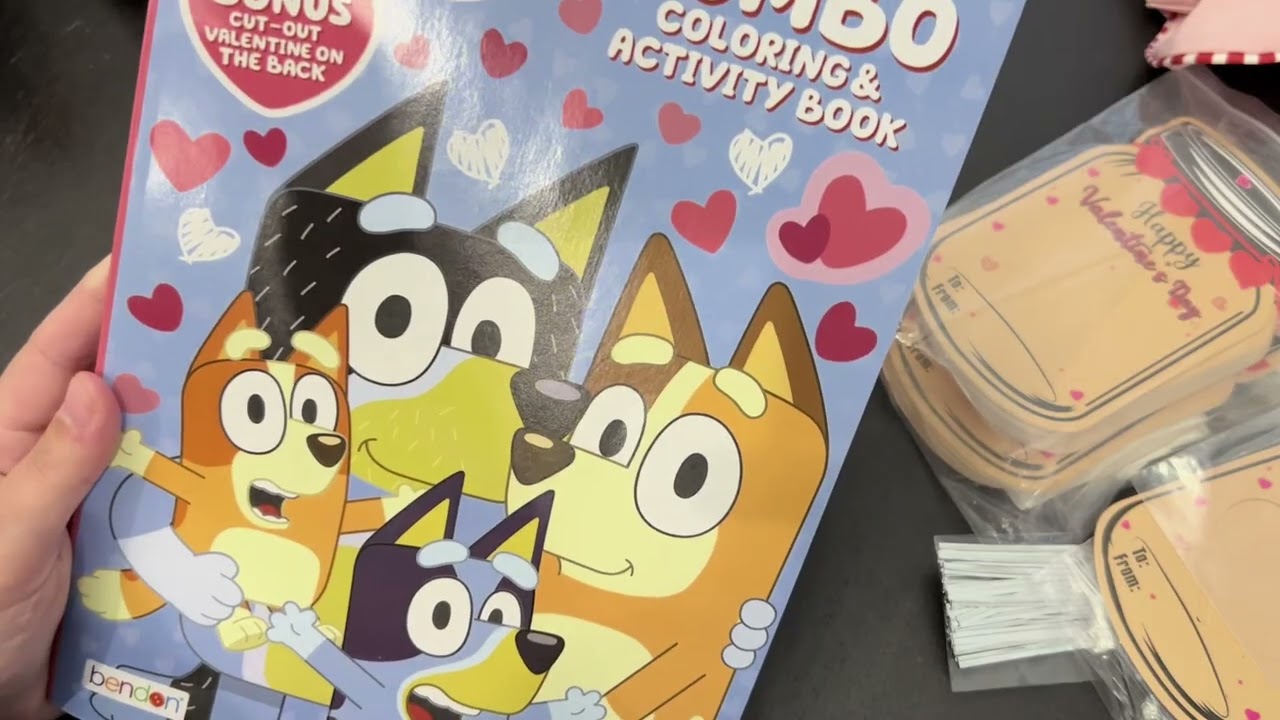 ASMR VALENTINES DAY - sussurros no microfone de lapela