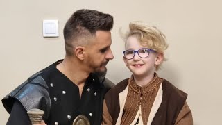 Emir Đulović - Živi Moje Milo (Mali Plavokosi I Emir Poslije Snimanja Spota)